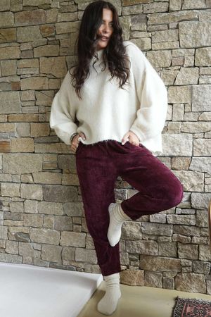 Nuk Stretch Velour Tapered Pant Burgundy /19=